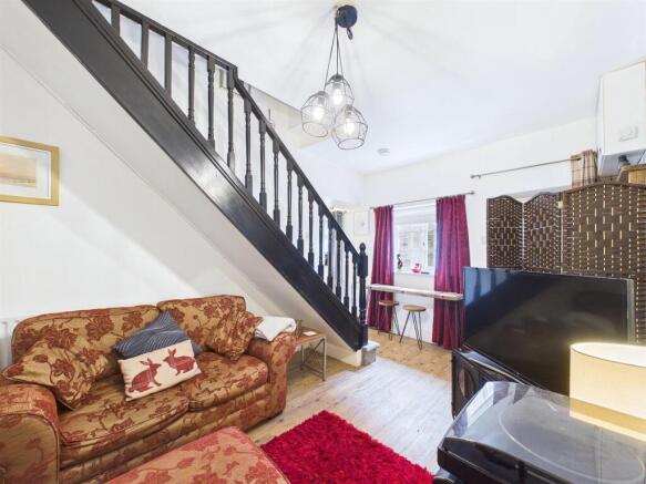 2 bed Terraced for sale Image 5