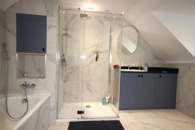 Bedroom 1 Ensuite
