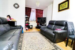 Flat 3, 24, Brighton Road, Coulsdon CR5 2BA