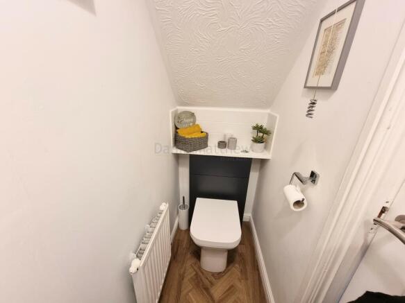 Cloakroom/w.c