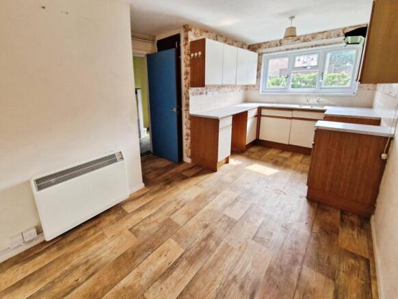 Kitchen/Dining