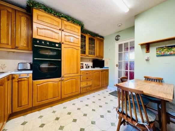 Kitchen.jpeg