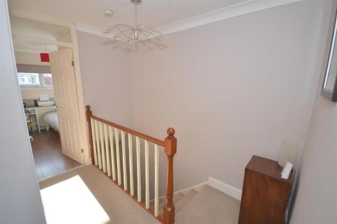 FIRST FLOOR LANDING