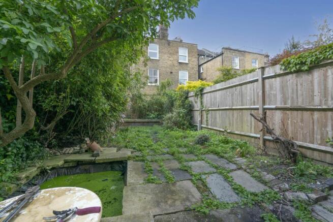 Stirling Road, London photo 4