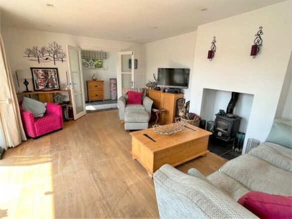 Sitting room.jpg