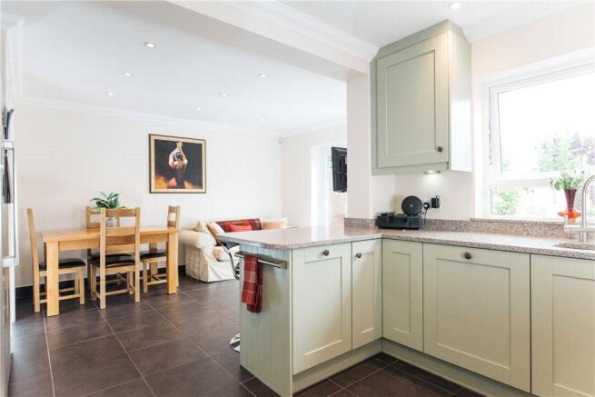 Kitchen/Dining Rm