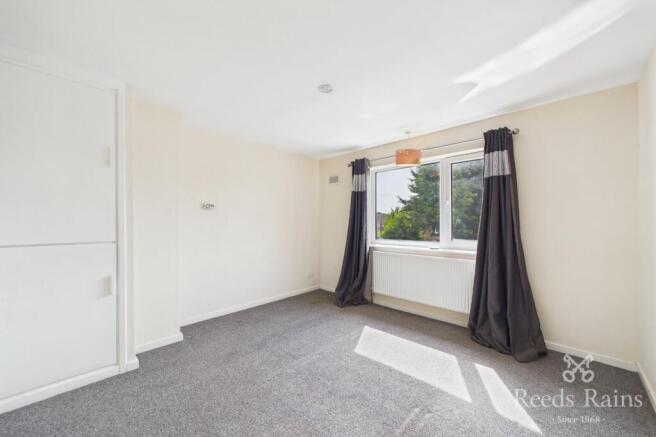 2 bed Semi-Detached for sale Image 12
