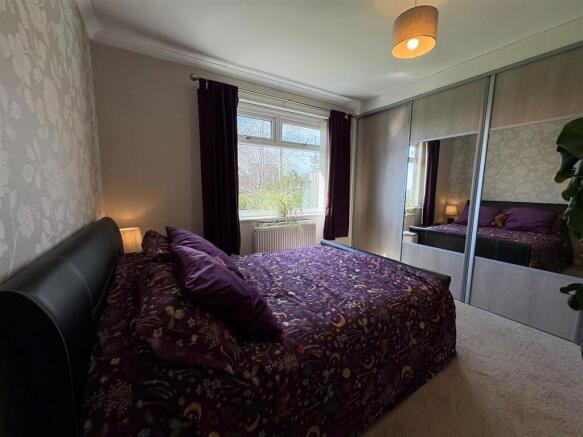 2 bed Detached Bungalow for sale Image 6