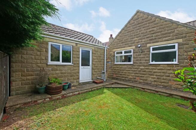 4 bed Detached Bungalow for sale Image 4