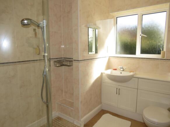 En-suite Bathroom