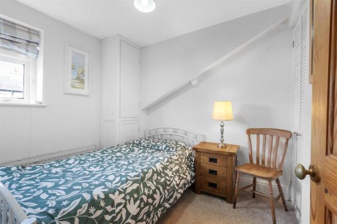 2 bed Terraced for sale Image 11