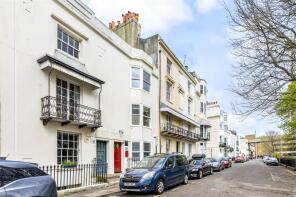 24, Russell Square, Brighton BN1 2EE