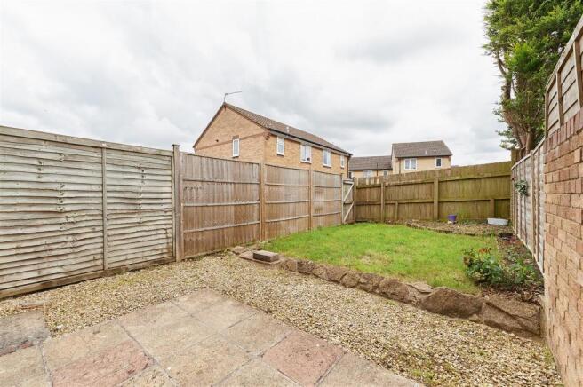 3 Adams Close-11.jpg