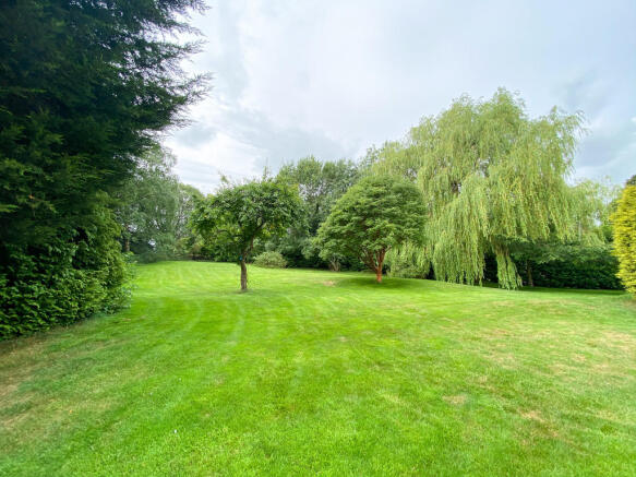 Large Rear Garden