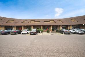 2, The Balcony, Hancock Drive, Luton LU2 7SF