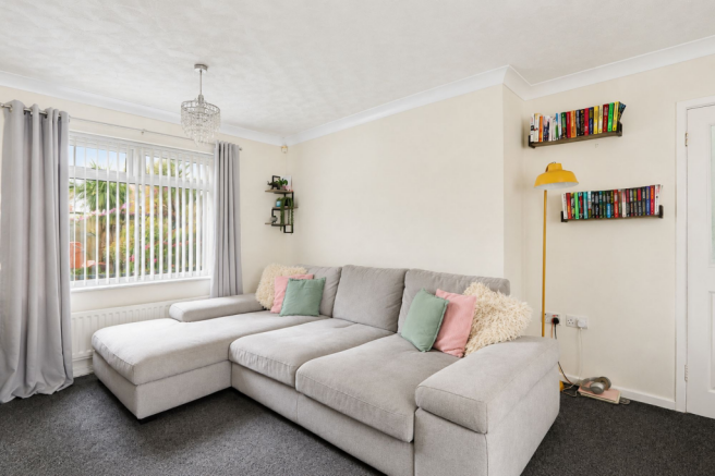 2 bed Semi-Detached for sale Image 4
