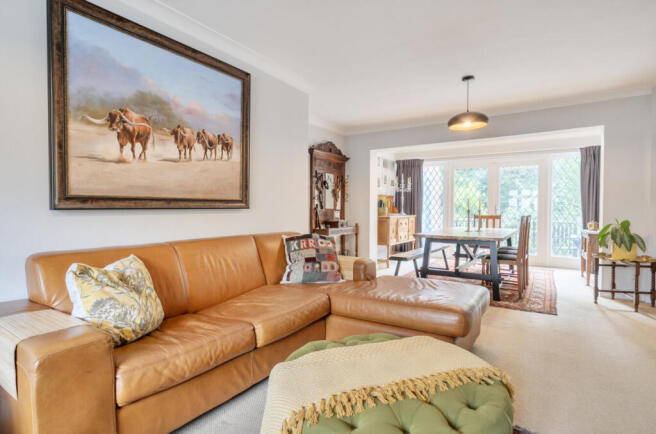 Ridgeway Close, Lightwater, Surrey, GU18 photo 4