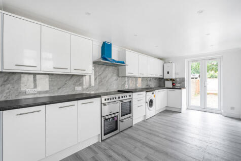 Charnwood Road, London, SE25