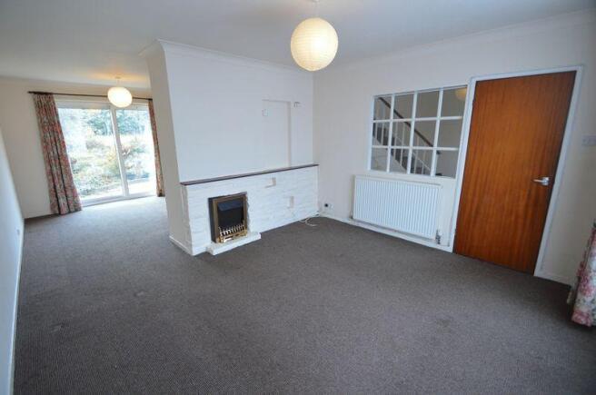 Lounge To Dining 