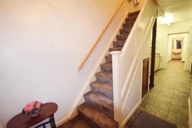 Hallway.jpg