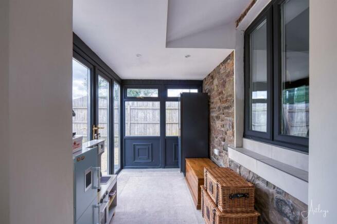 Sun room/conservatory