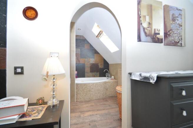 En-suite Bathroom