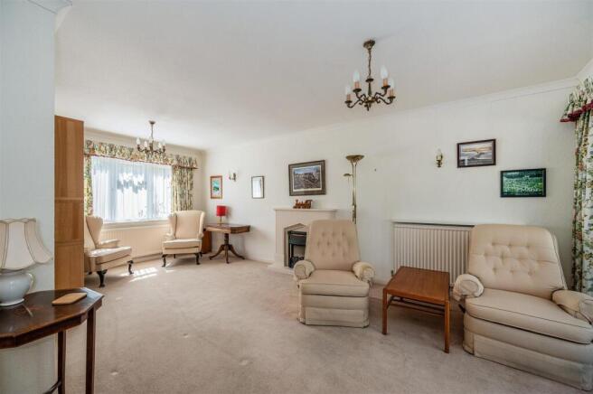Ferndale Road, Chichester photo 4