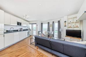 Flat Q, Ibex House, Arthur Road, Wimbledon SW19 8AQ