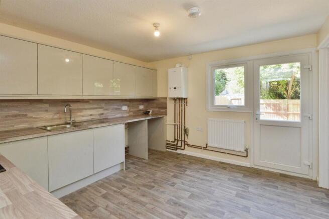 Langland Road, Netherfield, Milton Keynes photo 4