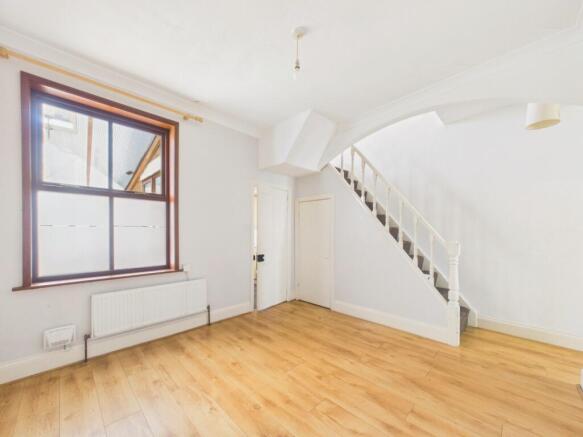 3 bed Terraced for sale Image 5