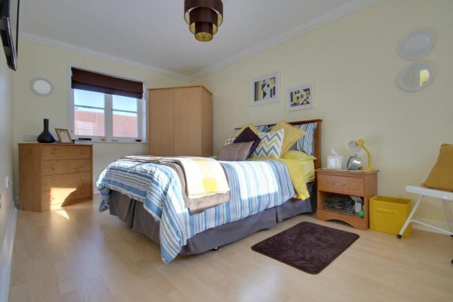 Bedroom 2 (Double)