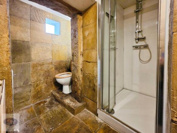3 bed Cottage for sale Image 11