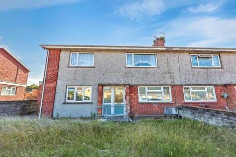 27 Maesglas, Tondu, Bridgend, Mid Glamorgan, CF32 9JZ