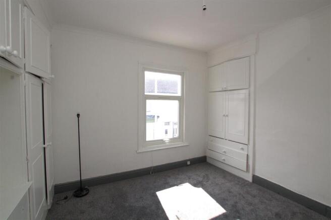3 bed Terraced to rent Image 10