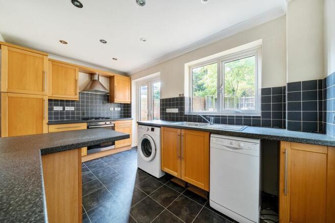 Kitchen (2)