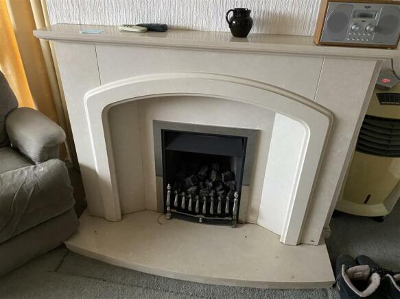 67 Killyvarder Way, St Austell. Lounge FP.JPG