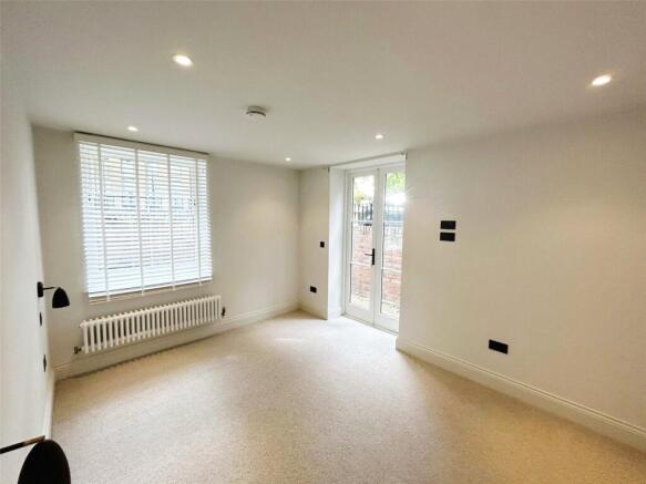 Cavendish Place, Cavendish Road, Bowdon, WA14 photo 5