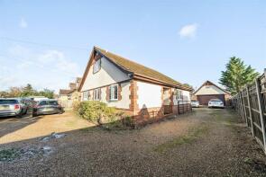 Chesapeake, Fifield Road, Fifield, Maidenhead SL6 2NX