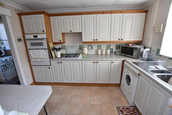 Listowel Crescent, Nottingham, NG11 photo 4