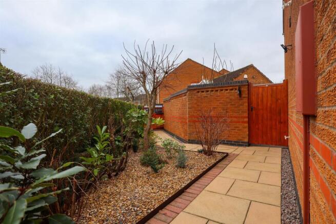Side garden.jpg
