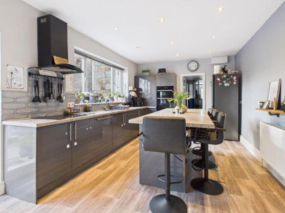 Kitchen/Breakfast Room