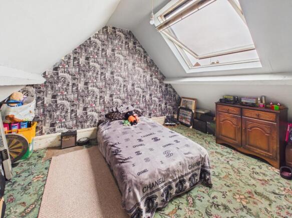 3 bed Semi-Detached for sale Image 11