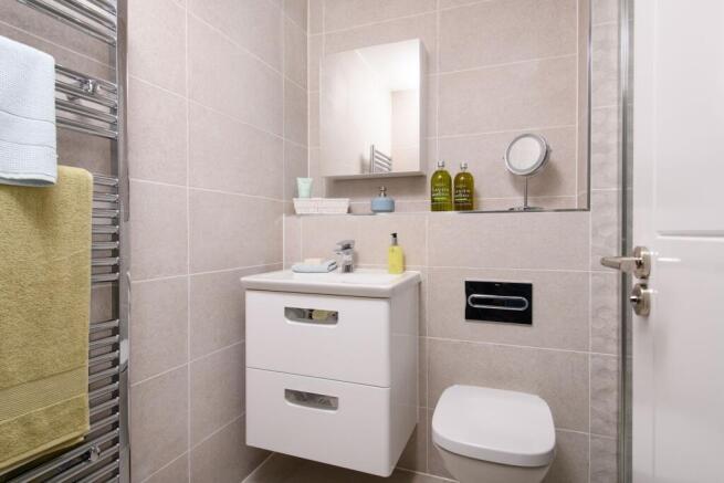 4 bed Detached for sale Image 7