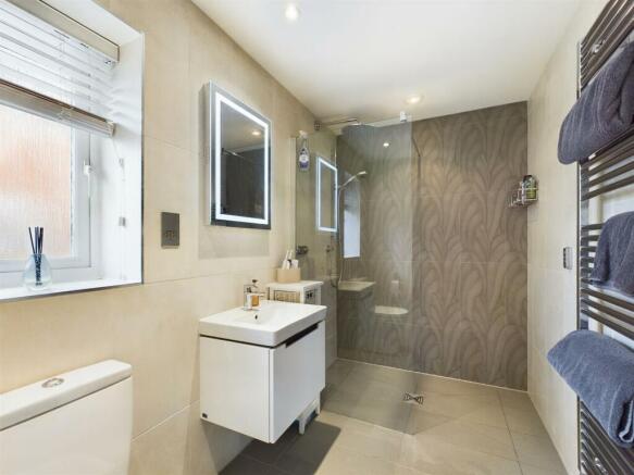 En-Suite Shower Room