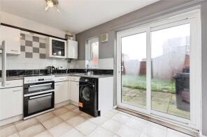 11, Alexandra Way, Attleborough NR17 1YW