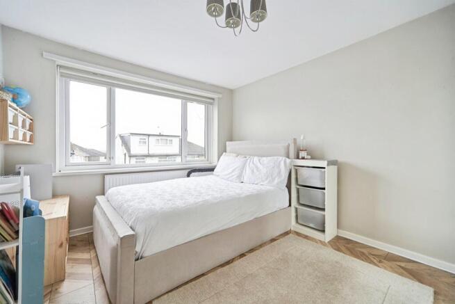 3 bed Semi-Detached for sale Image 10