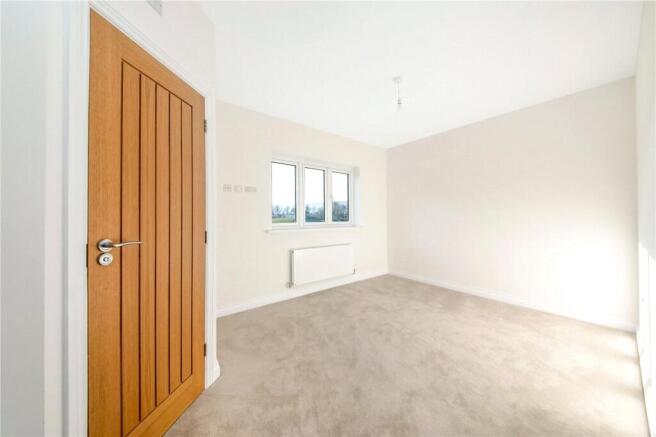 4 bed Detached for sale Image 7