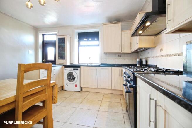 2 bed Terraced for sale Image 6