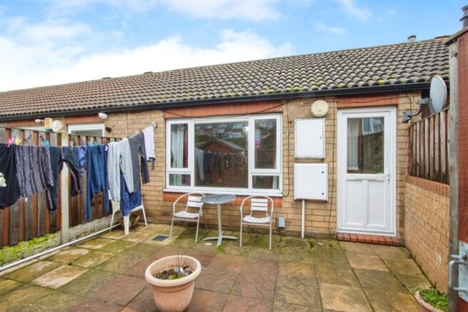 2 bed Terraced Bungalow for sale Image 10