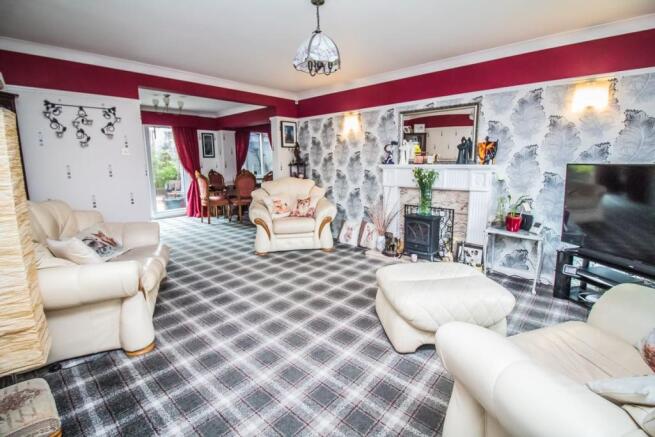 Lounge 1